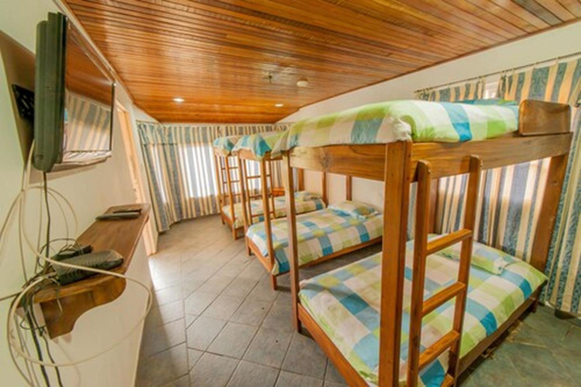 Hotel Posada Los Delfines Μπόκας ντελ Τόρο Εξωτερικό φωτογραφία